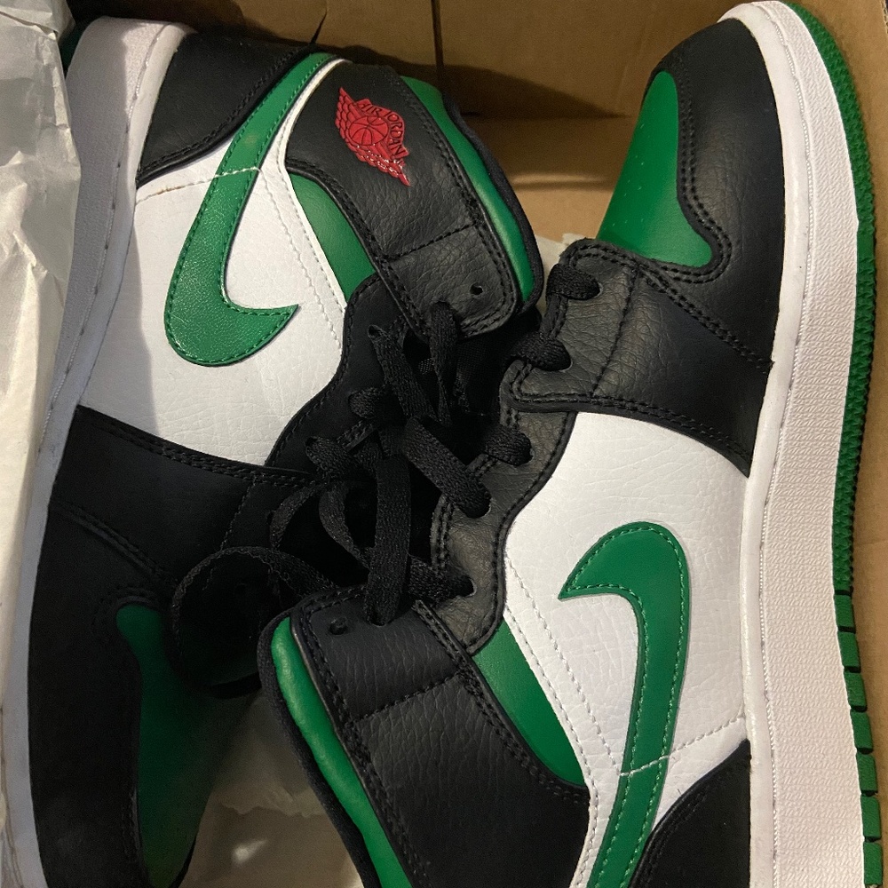 jordan 1 mid pine green